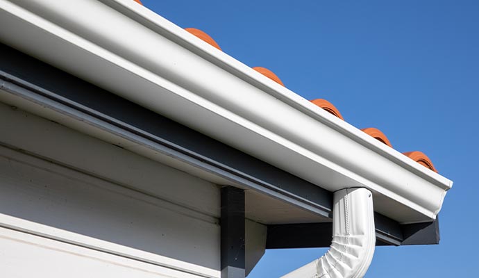 Newly installed gutter