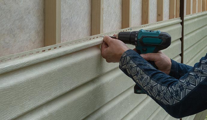 Installing siding